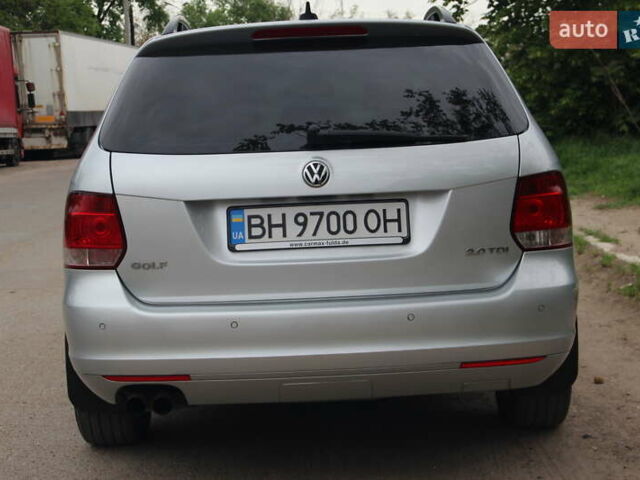 Серый Фольксваген Гольф, объемом двигателя 2 л и пробегом 175 тыс. км за 11990 $, фото 71 на Automoto.ua