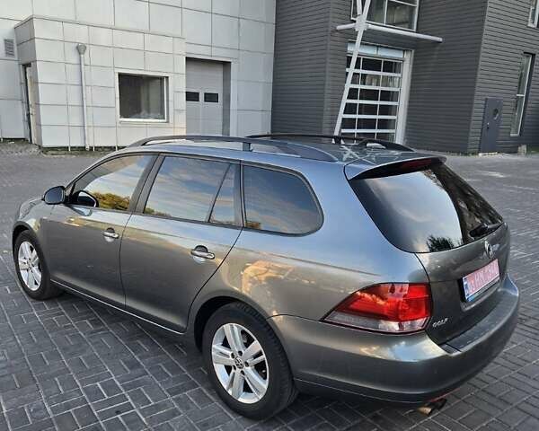 Сірий Фольксваген Гольф, об'ємом двигуна 1.39 л та пробігом 208 тис. км за 7999 $, фото 11 на Automoto.ua