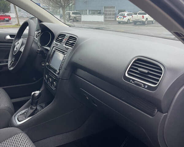 Сірий Фольксваген Гольф, об'ємом двигуна 1.6 л та пробігом 198 тис. км за 8200 $, фото 20 на Automoto.ua