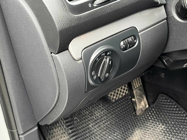 Сірий Фольксваген Гольф, об'ємом двигуна 1.4 л та пробігом 267 тис. км за 6390 $, фото 13 на Automoto.ua