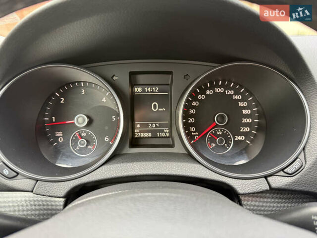 Серый Фольксваген Гольф, объемом двигателя 1.6 л и пробегом 270 тыс. км за 8500 $, фото 16 на Automoto.ua