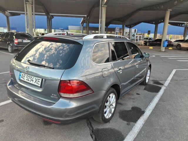 Серый Фольксваген Гольф, объемом двигателя 1.6 л и пробегом 273 тыс. км за 7500 $, фото 5 на Automoto.ua