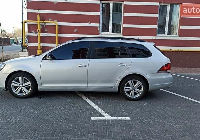 Серый Фольксваген Гольф, объемом двигателя 1.4 л и пробегом 212 тыс. км за 8600 $, фото 6 на Automoto.ua