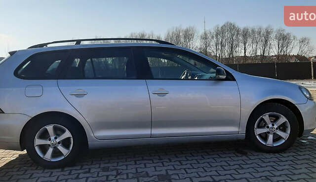 Серый Фольксваген Гольф, объемом двигателя 1.6 л и пробегом 230 тыс. км за 8500 $, фото 8 на Automoto.ua