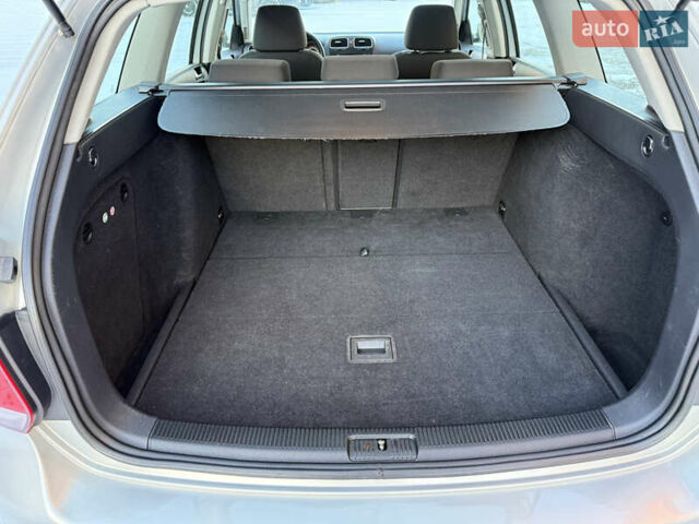 Сірий Фольксваген Гольф, об'ємом двигуна 1.4 л та пробігом 205 тис. км за 7800 $, фото 32 на Automoto.ua