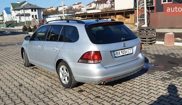 Серый Фольксваген Гольф, объемом двигателя 1.6 л и пробегом 230 тыс. км за 8500 $, фото 13 на Automoto.ua