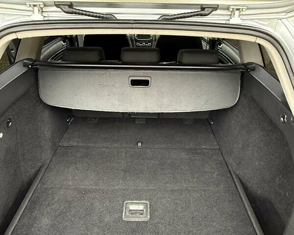 Серый Фольксваген Гольф, объемом двигателя 1.6 л и пробегом 270 тыс. км за 8300 $, фото 12 на Automoto.ua