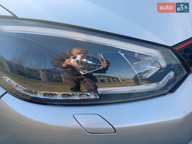 Сірий Фольксваген Гольф, об'ємом двигуна 1.6 л та пробігом 271 тис. км за 6999 $, фото 13 на Automoto.ua