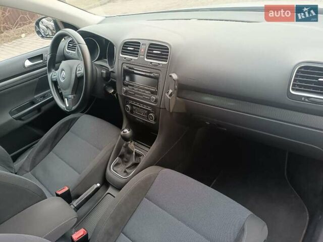 Серый Фольксваген Гольф, объемом двигателя 1.97 л и пробегом 225 тыс. км за 8400 $, фото 20 на Automoto.ua