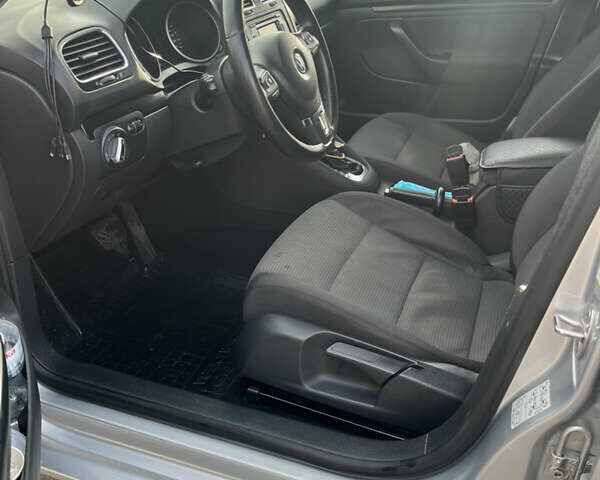 Сірий Фольксваген Гольф, об'ємом двигуна 1.6 л та пробігом 212 тис. км за 8900 $, фото 16 на Automoto.ua