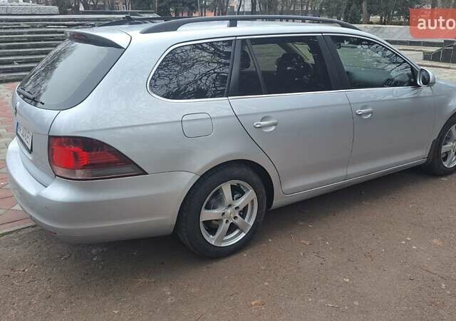 Серый Фольксваген Гольф, объемом двигателя 1.6 л и пробегом 310 тыс. км за 7200 $, фото 6 на Automoto.ua