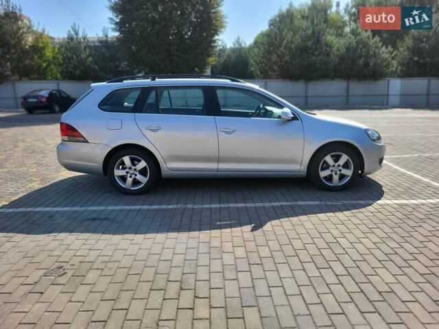 Серый Фольксваген Гольф, объемом двигателя 1.4 л и пробегом 202 тыс. км за 7800 $, фото 7 на Automoto.ua