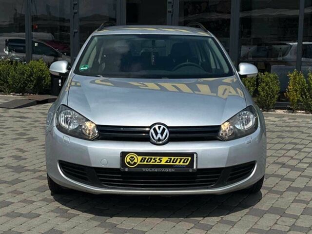 Серый Фольксваген Гольф, объемом двигателя 1.6 л и пробегом 333 тыс. км за 7500 $, фото 1 на Automoto.ua