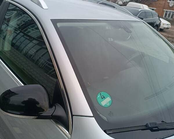 Серый Фольксваген Гольф, объемом двигателя 1.97 л и пробегом 225 тыс. км за 8400 $, фото 19 на Automoto.ua