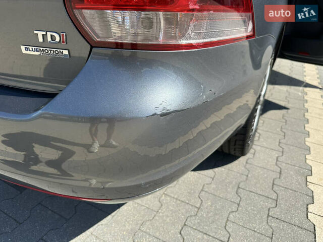 Серый Фольксваген Гольф, объемом двигателя 1.6 л и пробегом 234 тыс. км за 9500 $, фото 19 на Automoto.ua