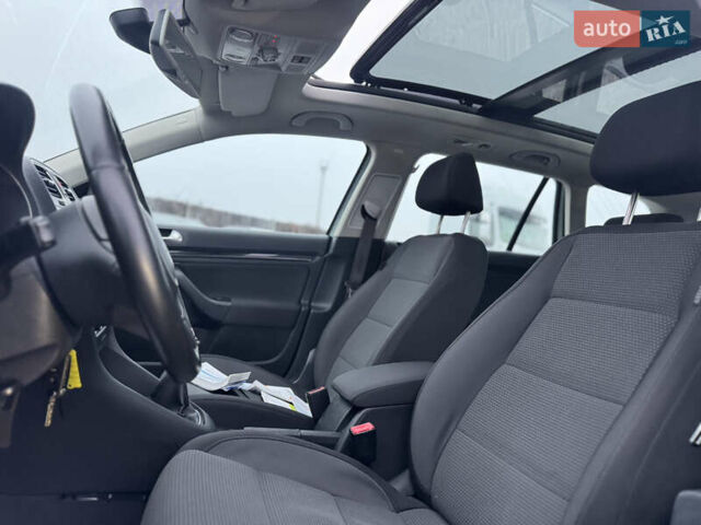 Сірий Фольксваген Гольф, об'ємом двигуна 1.6 л та пробігом 220 тис. км за 7950 $, фото 30 на Automoto.ua