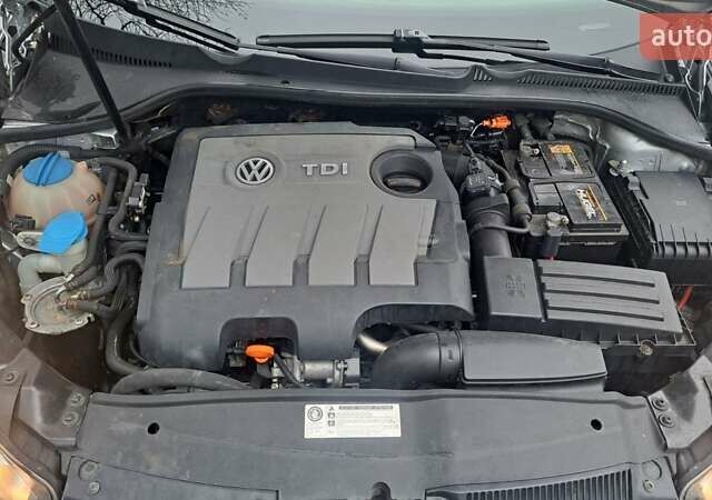 Серый Фольксваген Гольф, объемом двигателя 1.6 л и пробегом 310 тыс. км за 7200 $, фото 18 на Automoto.ua