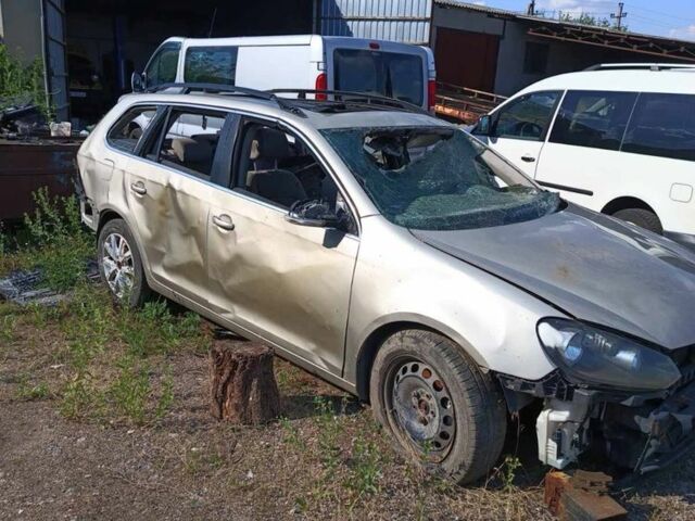 Серый Фольксваген Гольф, объемом двигателя 1.6 л и пробегом 180 тыс. км за 3000 $, фото 9 на Automoto.ua