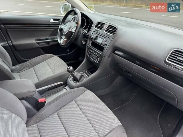 Серый Фольксваген Гольф, объемом двигателя 1.4 л и пробегом 198 тыс. км за 6300 $, фото 12 на Automoto.ua