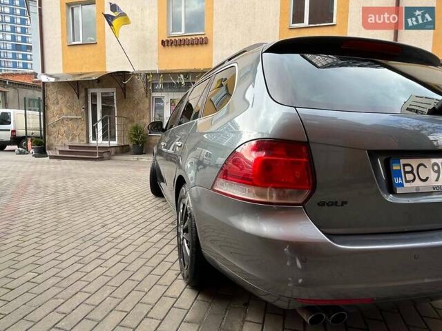 Серый Фольксваген Гольф, объемом двигателя 1.97 л и пробегом 302 тыс. км за 9000 $, фото 4 на Automoto.ua