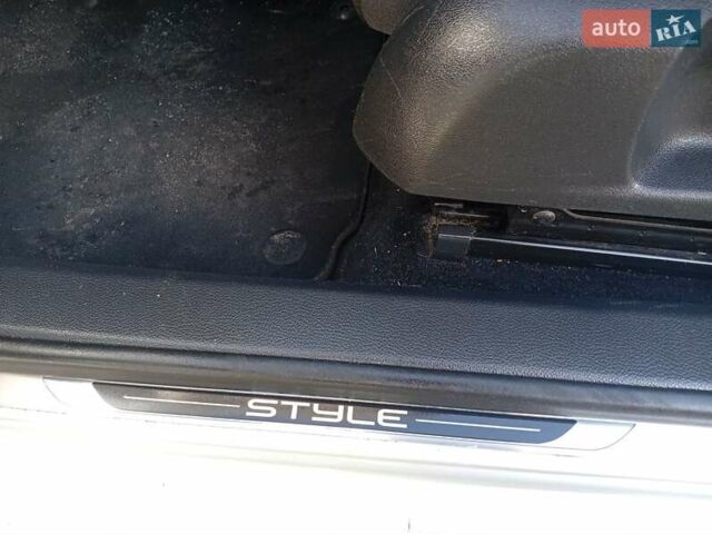 Сірий Фольксваген Гольф, об'ємом двигуна 1.6 л та пробігом 271 тис. км за 6999 $, фото 14 на Automoto.ua