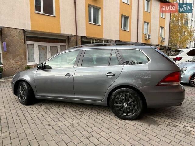 Серый Фольксваген Гольф, объемом двигателя 1.97 л и пробегом 300 тыс. км за 9200 $, фото 3 на Automoto.ua