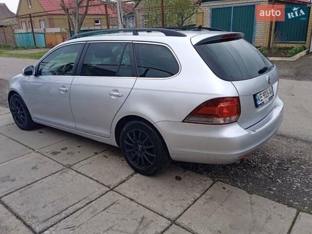 Серый Фольксваген Гольф, объемом двигателя 1.6 л и пробегом 255 тыс. км за 7700 $, фото 3 на Automoto.ua
