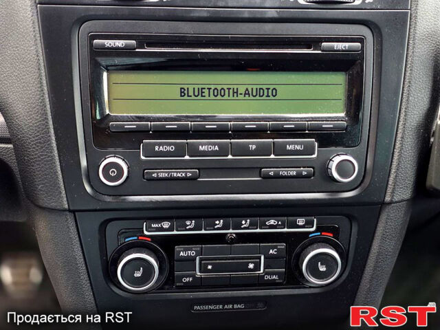 Сірий Фольксваген Гольф, об'ємом двигуна 1.6 л та пробігом 299 тис. км за 6700 $, фото 10 на Automoto.ua