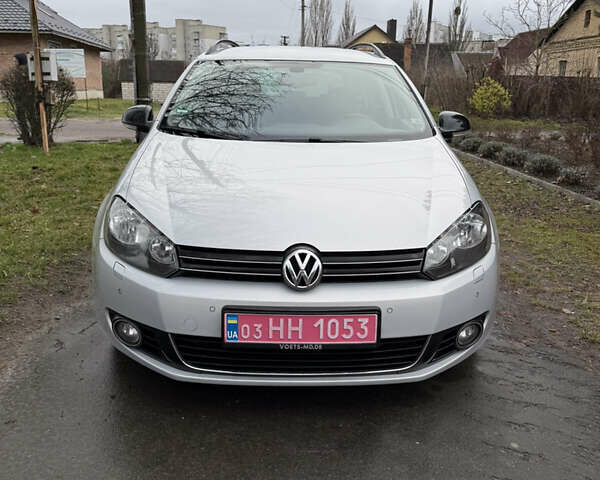 Серый Фольксваген Гольф, объемом двигателя 1.6 л и пробегом 270 тыс. км за 8500 $, фото 2 на Automoto.ua