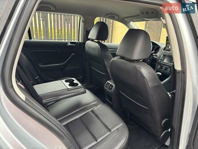 Серый Фольксваген Гольф, объемом двигателя 1.97 л и пробегом 227 тыс. км за 10900 $, фото 6 на Automoto.ua