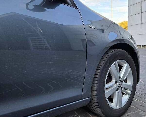 Сірий Фольксваген Гольф, об'ємом двигуна 1.39 л та пробігом 208 тис. км за 7999 $, фото 29 на Automoto.ua