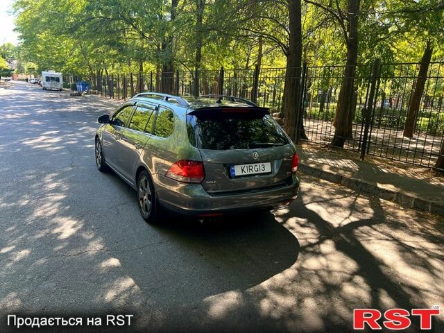 Серый Фольксваген Гольф, объемом двигателя 1.4 л и пробегом 147 тыс. км за 7499 $, фото 2 на Automoto.ua