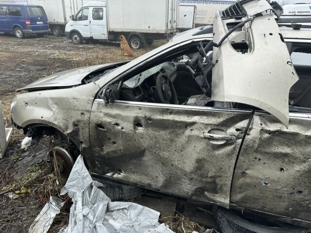 Серый Фольксваген Гольф, объемом двигателя 1.6 л и пробегом 180 тыс. км за 3000 $, фото 3 на Automoto.ua