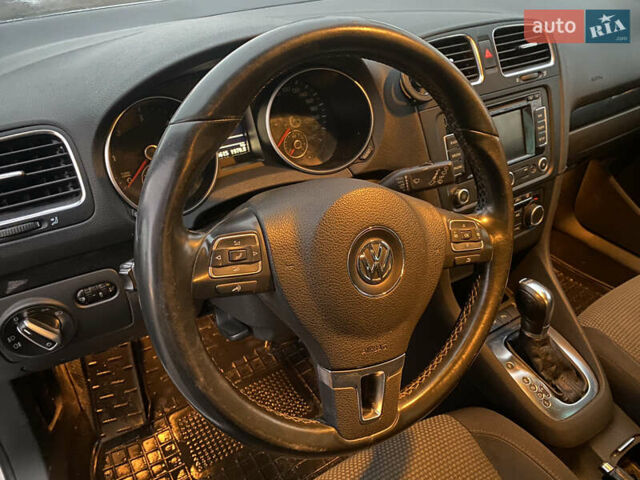 Серый Фольксваген Гольф, объемом двигателя 1.6 л и пробегом 240 тыс. км за 8350 $, фото 9 на Automoto.ua