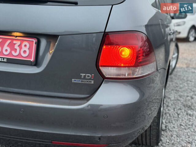 Сірий Фольксваген Гольф, об'ємом двигуна 1.6 л та пробігом 220 тис. км за 7950 $, фото 21 на Automoto.ua