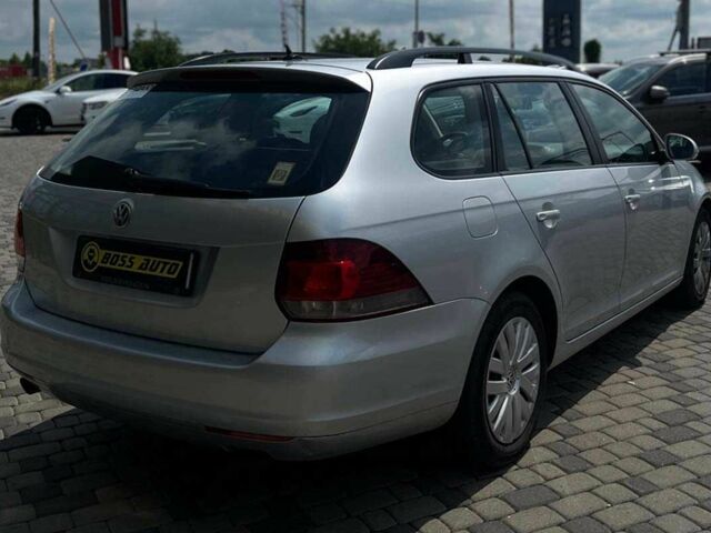 Серый Фольксваген Гольф, объемом двигателя 1.6 л и пробегом 333 тыс. км за 7500 $, фото 6 на Automoto.ua