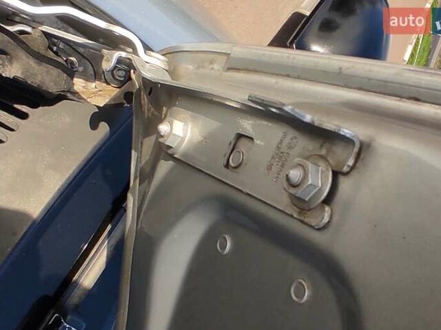 Серый Фольксваген Гольф, объемом двигателя 1.6 л и пробегом 257 тыс. км за 8000 $, фото 23 на Automoto.ua