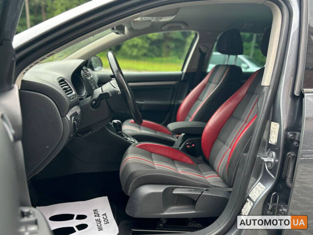 Серый Фольксваген Гольф, объемом двигателя 1.9 л и пробегом 168 тыс. км за 10700 $, фото 6 на Automoto.ua