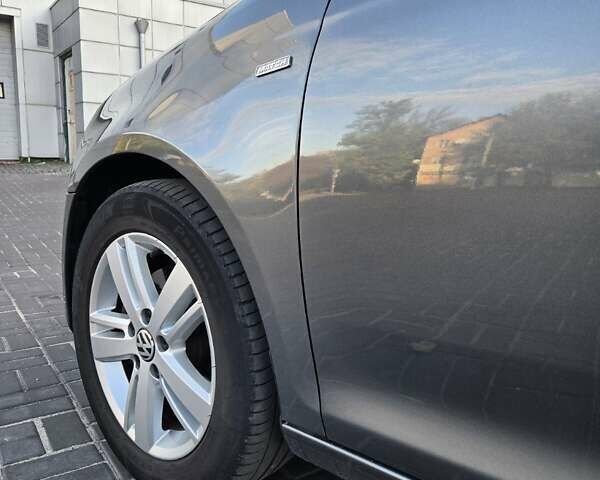 Сірий Фольксваген Гольф, об'ємом двигуна 1.39 л та пробігом 208 тис. км за 7999 $, фото 33 на Automoto.ua