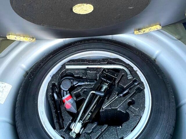 Серый Фольксваген Гольф, объемом двигателя 1.4 л и пробегом 170 тыс. км за 9400 $, фото 1 на Automoto.ua