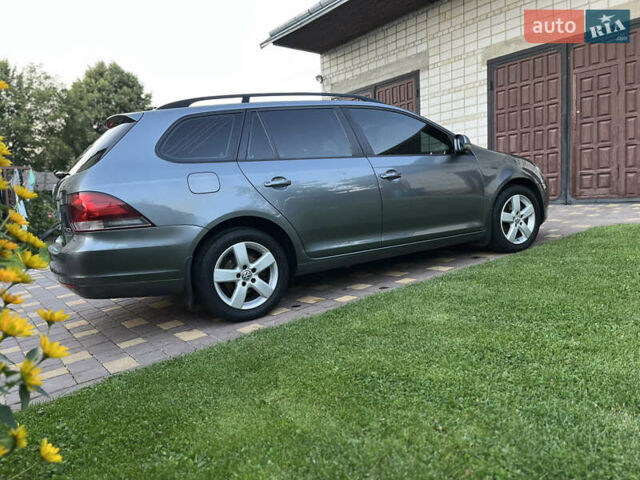 Сірий Фольксваген Гольф, об'ємом двигуна 1.6 л та пробігом 250 тис. км за 8999 $, фото 3 на Automoto.ua