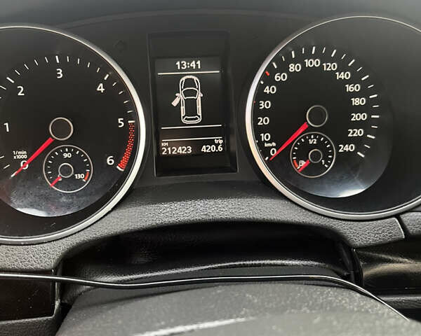 Сірий Фольксваген Гольф, об'ємом двигуна 1.6 л та пробігом 212 тис. км за 8900 $, фото 22 на Automoto.ua