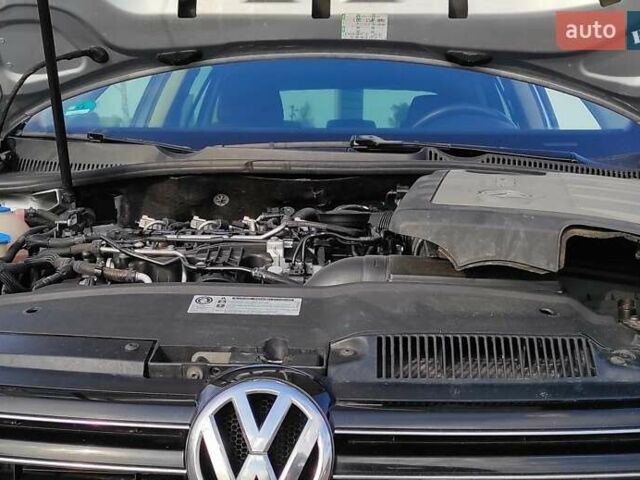 Серый Фольксваген Гольф, объемом двигателя 1.6 л и пробегом 257 тыс. км за 8000 $, фото 21 на Automoto.ua