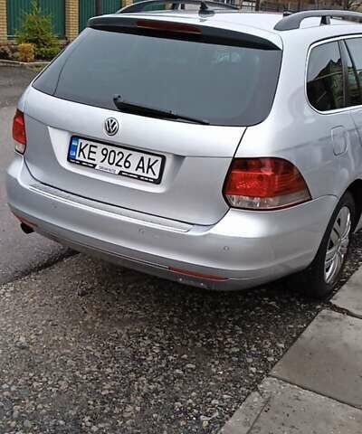 Серый Фольксваген Гольф, объемом двигателя 1.6 л и пробегом 255 тыс. км за 7700 $, фото 1 на Automoto.ua