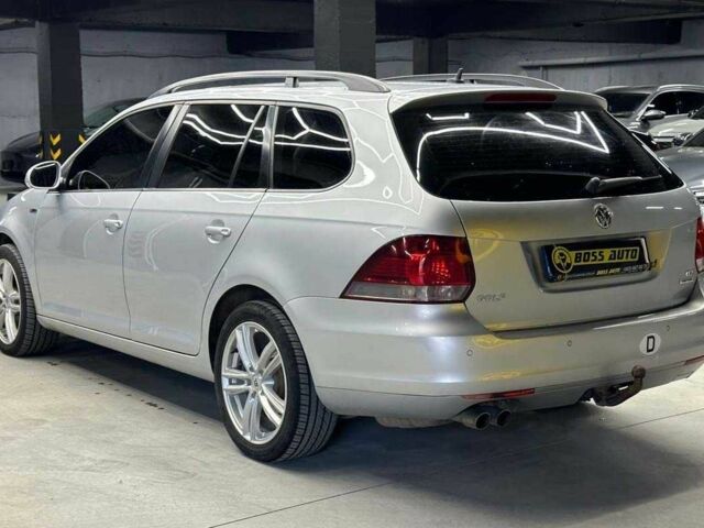 Фольксваген Гольф 2012 в Черновцах на Automoto.ua Серый Фольксваген Гольф, объемом двигателя 1.6 л и пробегом 274 тыс. км за 9000 $, фото 3 на Automoto.ua