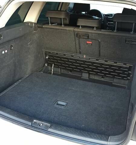 Серый Фольксваген Гольф, объемом двигателя 1.4 л и пробегом 212 тыс. км за 8600 $, фото 10 на Automoto.ua