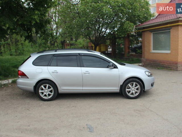 Серый Фольксваген Гольф, объемом двигателя 2 л и пробегом 175 тыс. км за 11990 $, фото 4 на Automoto.ua