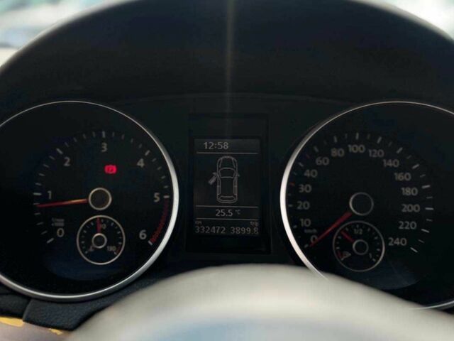 Серый Фольксваген Гольф, объемом двигателя 1.6 л и пробегом 333 тыс. км за 7500 $, фото 12 на Automoto.ua