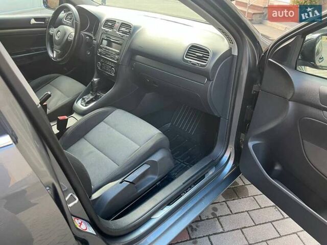 Серый Фольксваген Гольф, объемом двигателя 1.97 л и пробегом 302 тыс. км за 9000 $, фото 33 на Automoto.ua