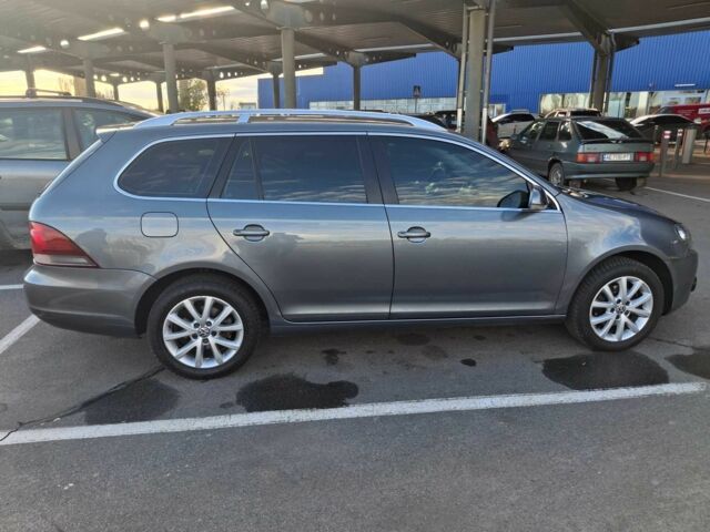 Серый Фольксваген Гольф, объемом двигателя 1.6 л и пробегом 273 тыс. км за 7500 $, фото 7 на Automoto.ua